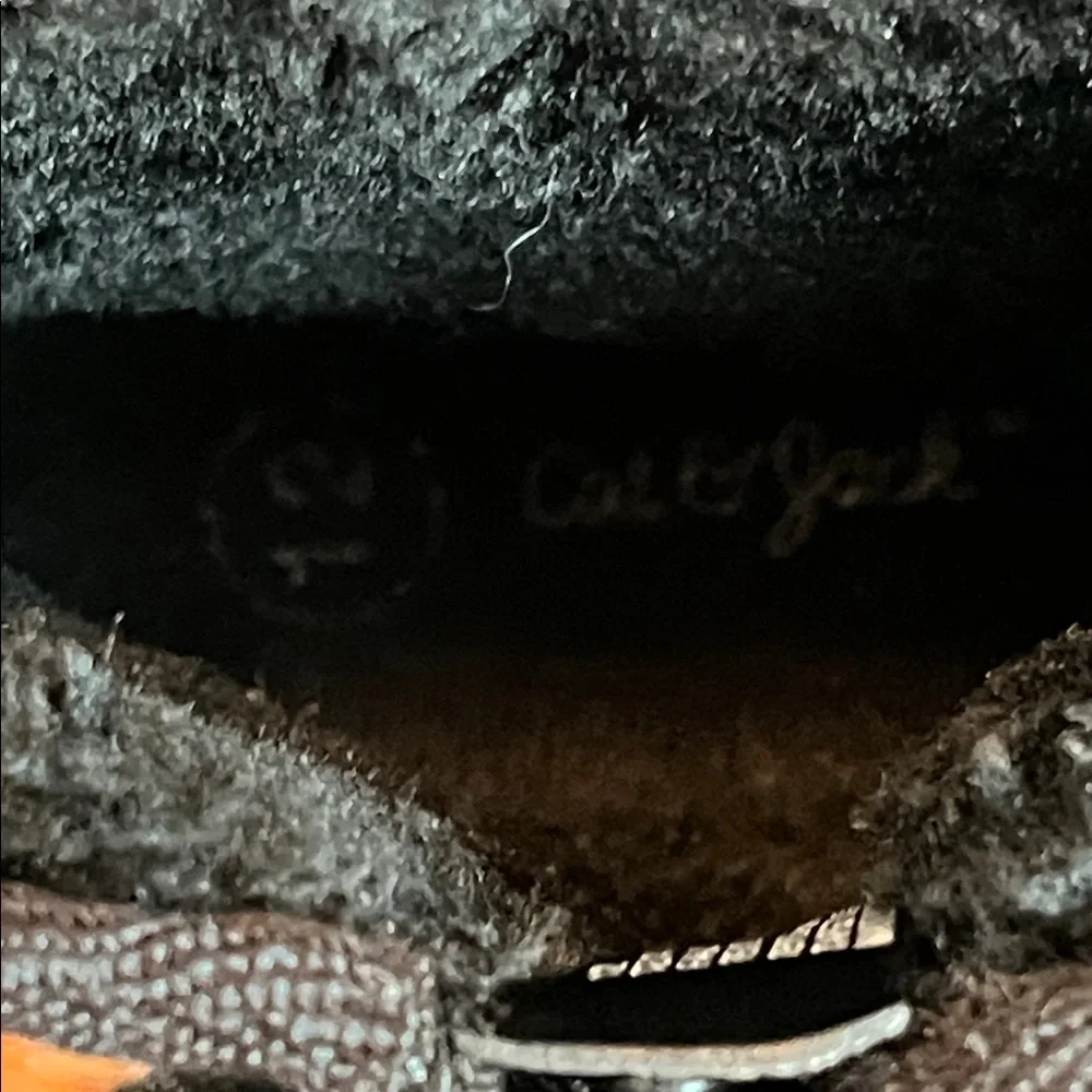 ⭐️⭐️ PICK 5 / $20 Cat & Jack Girls Black Arlo  Booties Size 12 - Picture 7 of 9